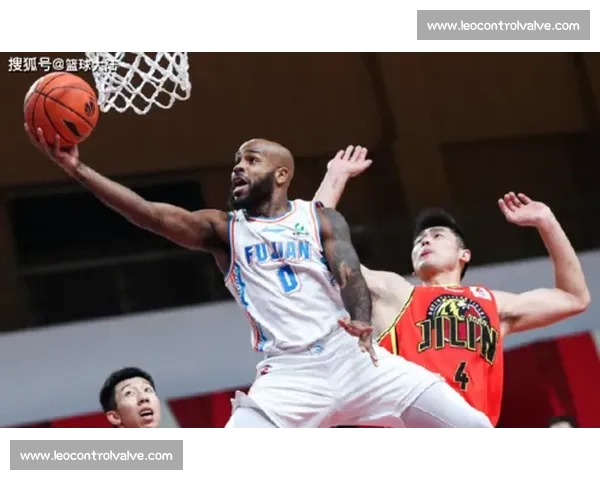 堪萨斯与明尼苏达正面对决谁能在关键战役中率先打破赛季僵局 堪萨斯与明尼苏达正面对决谁能在关键战役中率先打破赛季僵局
